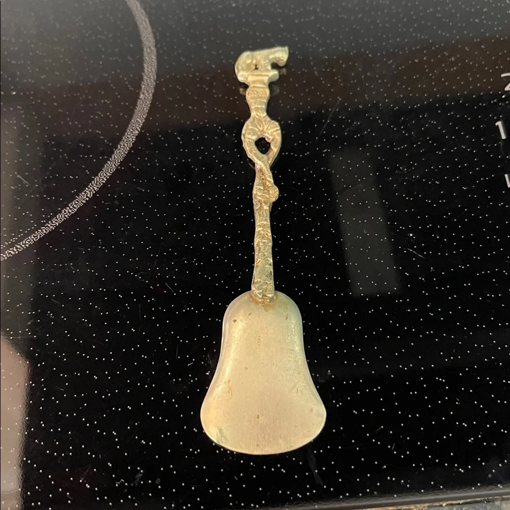 Artistic  Silver Sugar Spoon Collectors w Cougar & Marked ROMA